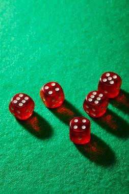 qqkini Live Roulette Gold